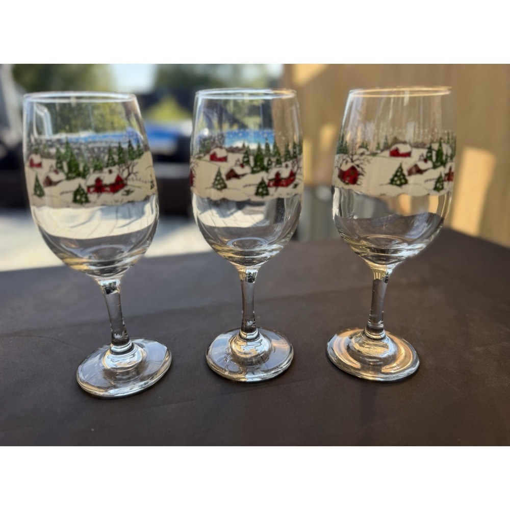 Libbey WINTER VILLAGE Se of 3 Glass WINE GOBLETS Snow Winter Holiday Scene